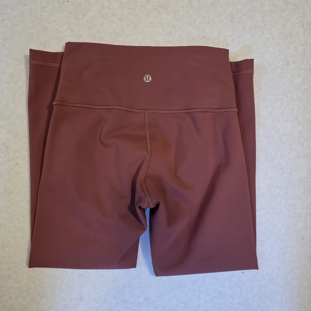 lululemon athletica Women's Reddish-Brown Crops